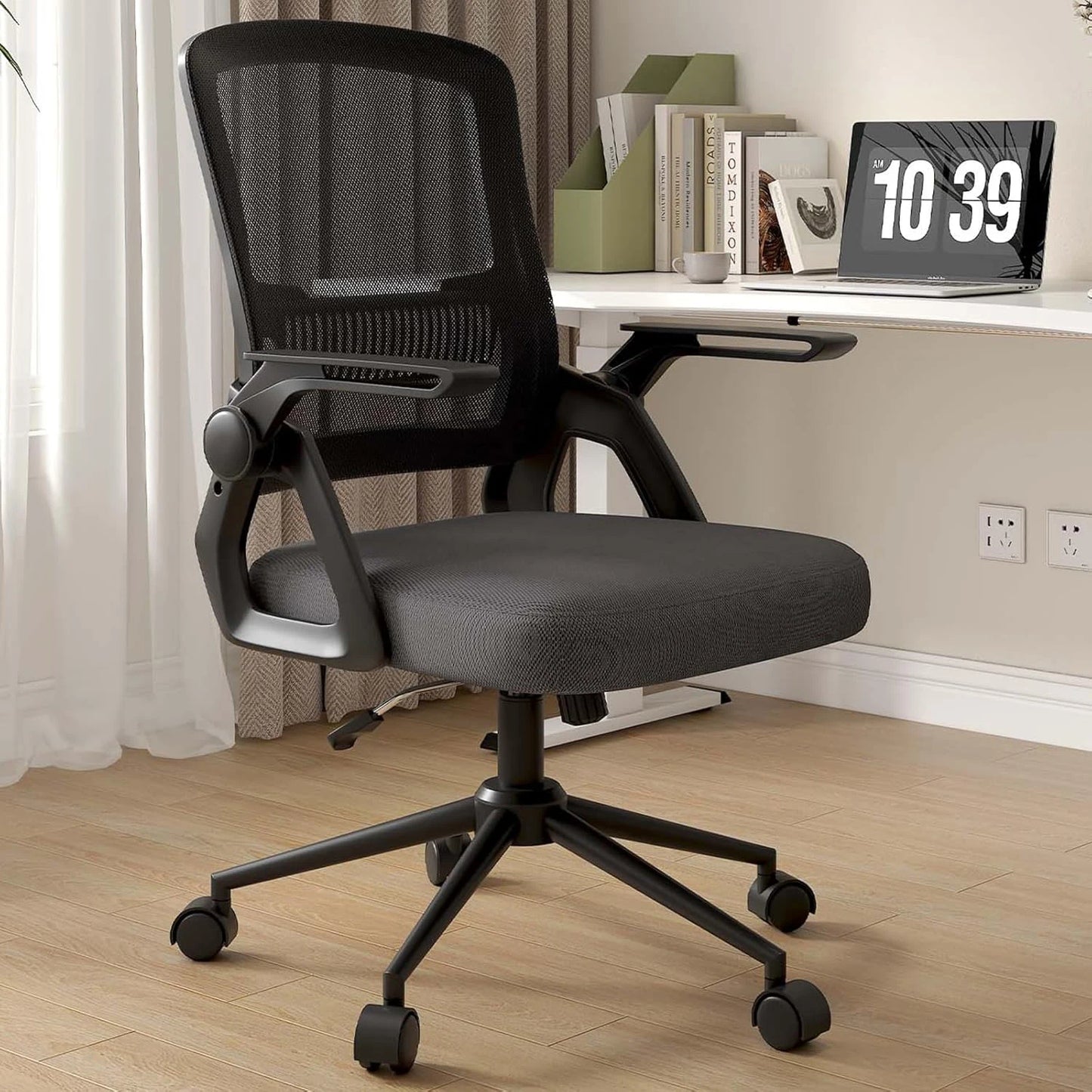 Chaise orthopédique de bureau avec accoudoirs pliables – confort ergonomique pour soulager le dos au quotidien